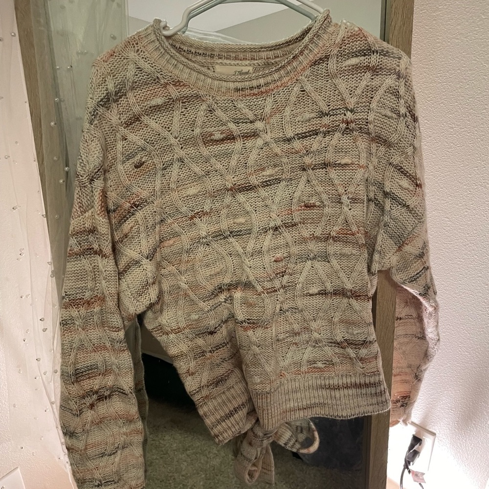 🍁Fall Sweater🍁 - Picture 3 of 5